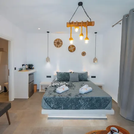 Apartahotel Tre Fiori - The Retreat Fira (Santorini)