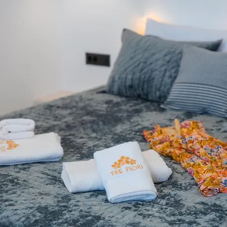 Tre Fiori - The Retreat Hotel apartamentowy Fira (Santorini)