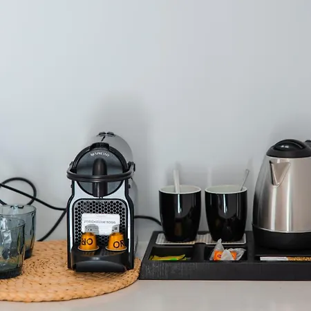 Tre Fiori - The Retreat Fira (Santorini)