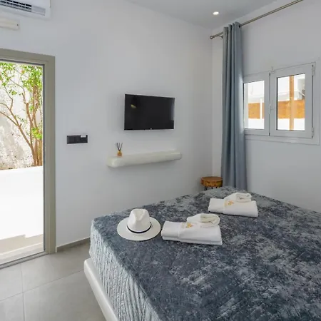 Hotel apartamentowy Tre Fiori - The Retreat Fira (Santorini)