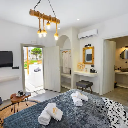 Tre Fiori - The Retreat 4* Fira (Santorini)