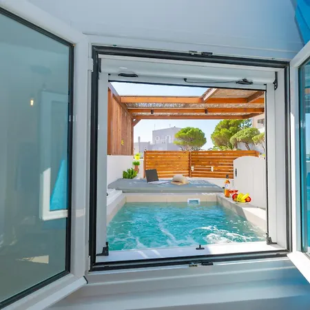 Hotel apartamentowy Tre Fiori - The Retreat 4*