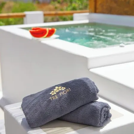 Tre Fiori - The Retreat 4* ثيرا