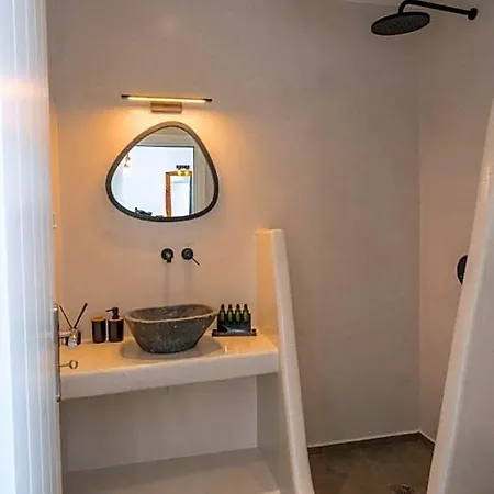 Tre Fiori - The Retreat 4* Fira (Santorini)