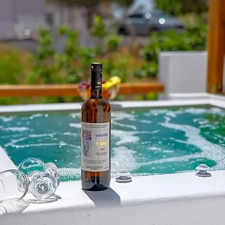 Tre Fiori - The Retreat 4* Fira (Santorini)