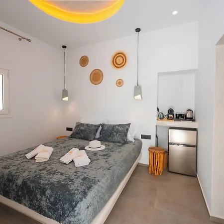 Tre Fiori - The Retreat 4* Fira (Santorini)