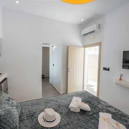 Aparthotel Tre Fiori - The Retreat Fira (Santorini)