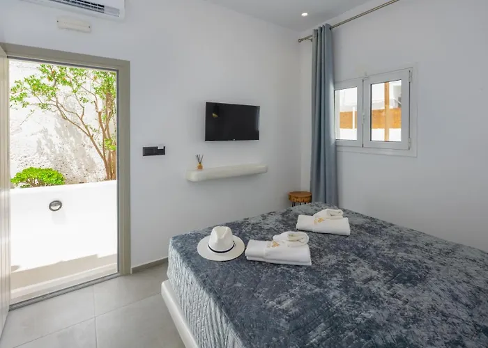 Aparthotel Tre Fiori - The Retreat Fira (Santorini)